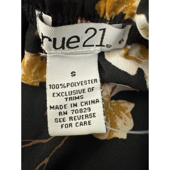 Rue 21 Floral Off the Shoulder Coquette Cottagecore Blouse S Feminine Romantic - Picture 3 of 8